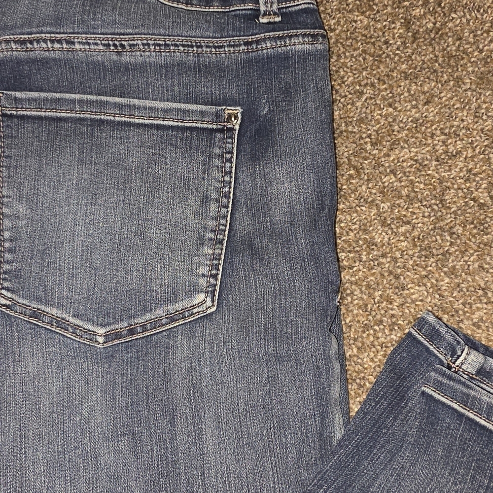 Maurices Dark Blue High-Rise Everflex Jeans 16W Long - Picture 3 of 7